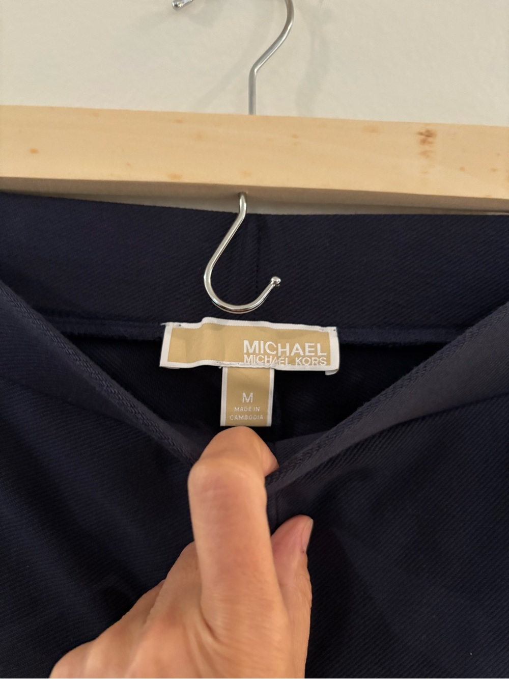 Michael Kors Navy Pants with Branded Waist Tag - Picture 4 of 11